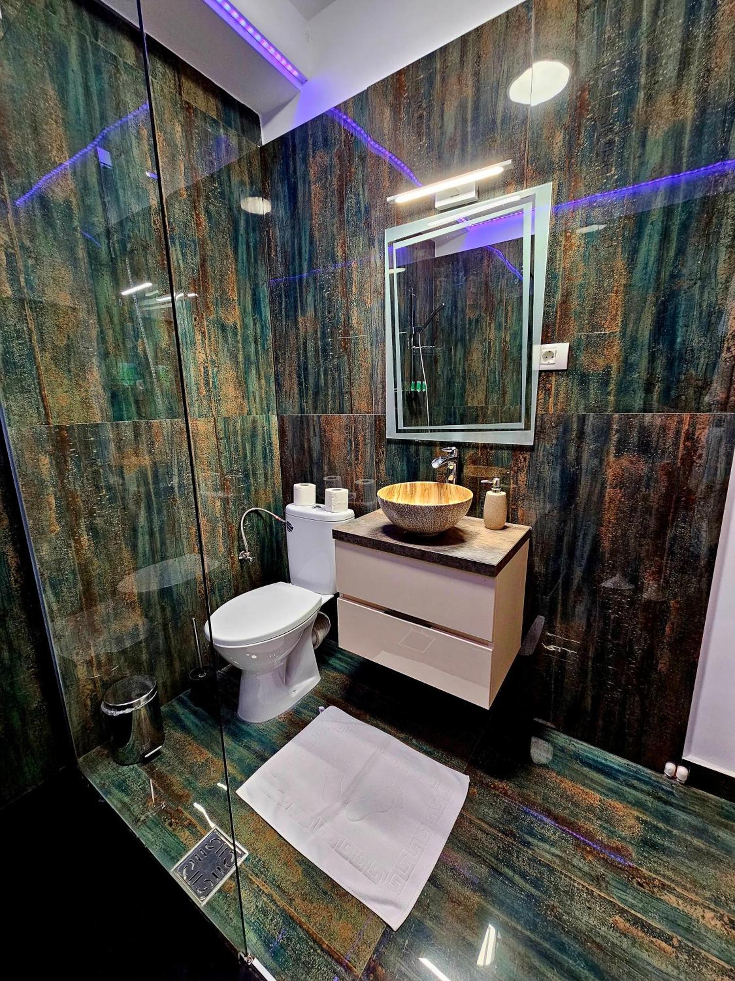 Laura Apartments ซินายา ภายนอก รูปภาพ